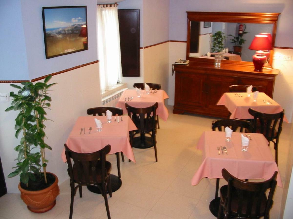 Hotel Fitu كولونغا المظهر الخارجي الصورة